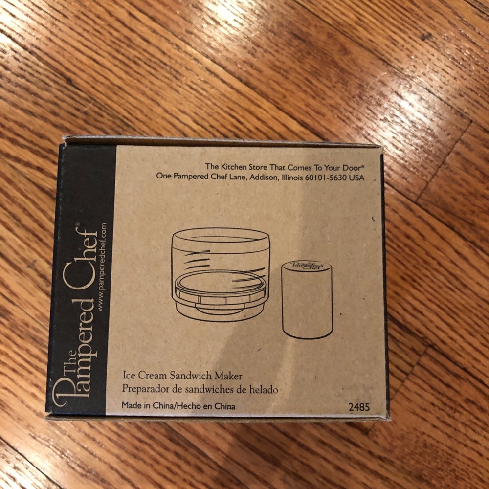 Pampered Chef Icecream Sandwich Maker #2485